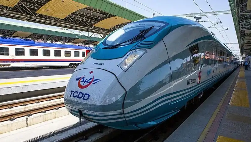 TCDD, 140 Tren Makinisti Alımı Yapıyor: Başvuru Şartları ve Süreci