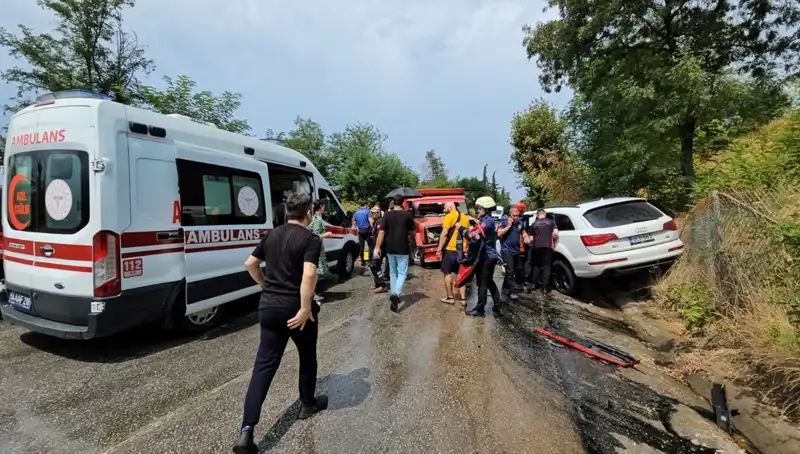 Sakarya’da Kamyonet-Cip Çarpışması: 4 Çocuk, 5 Yaralı!