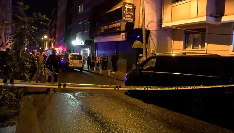 Eğlence Mekanına Düzenlenen El Bombalı Saldırı: 7 Yaralı
