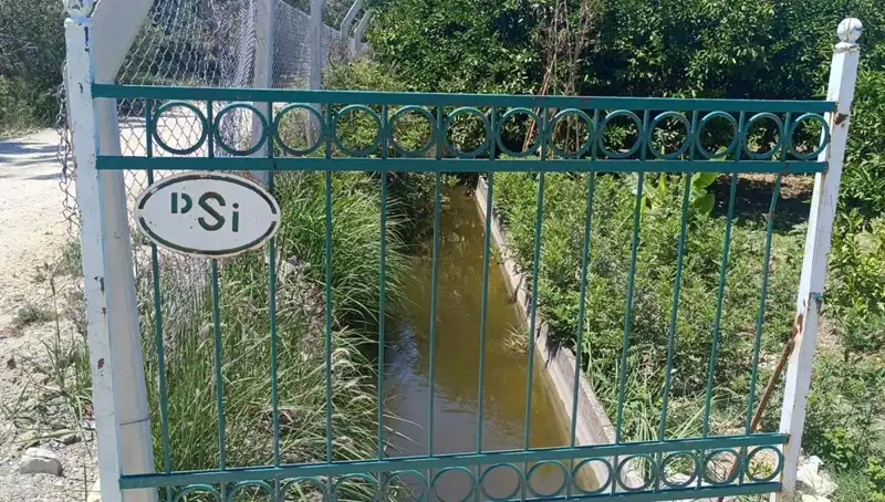 Hatay'da 3 Yaşındaki Çocuk Sulama Kanalında Ölü Bulundu: Aile Yıkım İçinde