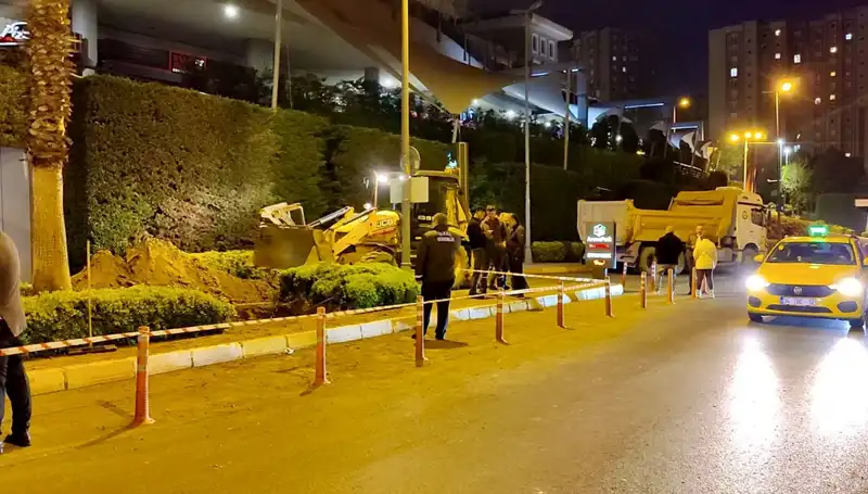 AVM Girişinde Doğalgaz Paniği: Panik Anları ve Alınan Önlemler