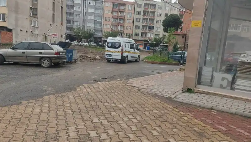4. Kattan Düşen Kadının Hayatı Tehlikede: Olay Nasıl Gerçekleşti?
