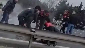 TEM Otoyolu'nda Zincirleme Kaza: Dördü Polis Beş Yaralı!