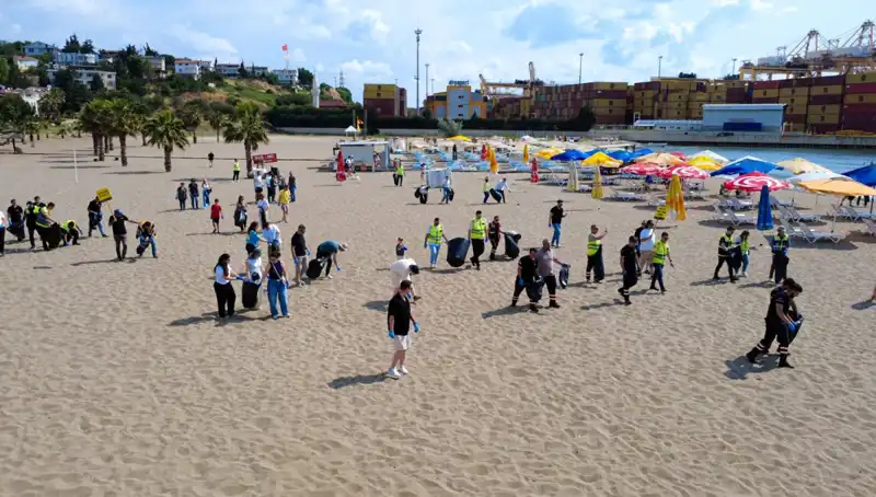 Plajlarda Güzellik İçin Temizlik Faaliyeti: Geleceğimizi Koruyoruz!