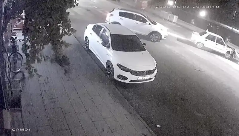 Yaya Geçidinde Kanlı Kaza: Yakınlarına Yol Vermek İsterken Hayatını Kaybetti