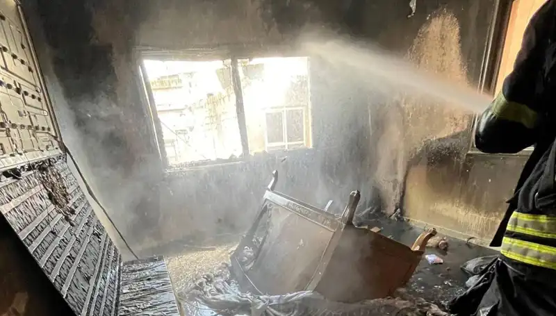 Mersin'de Apartman Dairesinde Yangın: Komşular Zor Anlar Yaşadı!