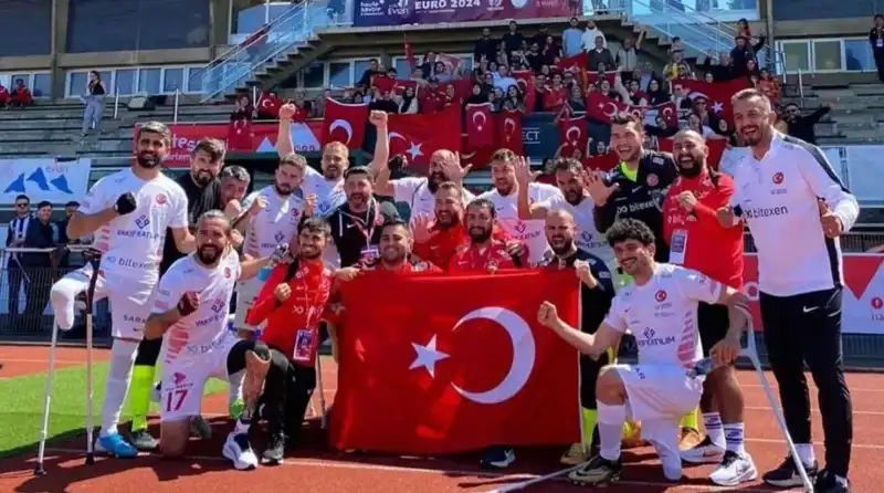 Ampute Futbol Takımımız, Şampiyonluktan Şampiyonluğa Uzanan Yolculuğunda Engelleri Aşıyor