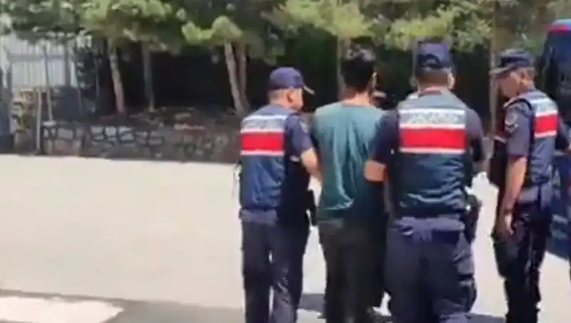 DAEŞ Operasyonu Türkiye’yi Sardı: 14 İlde 26 Gözaltı İşlemi!