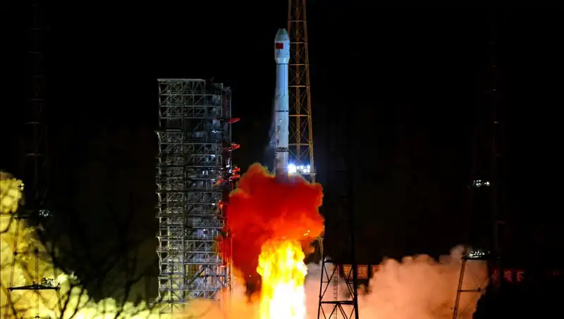 Çin'in Tienvın-2 Asteroid Keşif Aracı Uzaya Fırlatıldı!