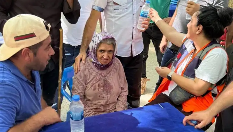 Kayıp Kadın 3 Gün Sonra Bulundu: Piknikçilerin Hayatta Kalan Eşyalarıyla Kurtuluşu
