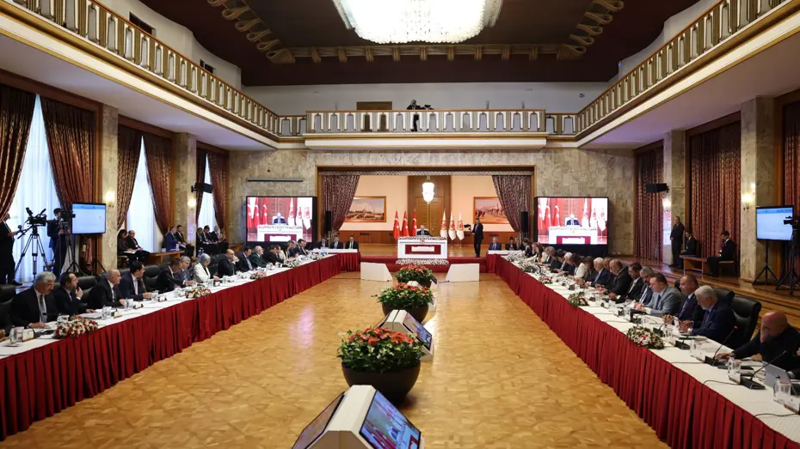 Komisyon Raporu Tamamlandı: Yeni Gelişmeler Kapıda Bekleniyor