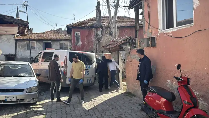 Çankırı'da Uyuşturucu Operasyonu: Altı Şüpheli Tutuklandı, Sokaklar Temizlendi!