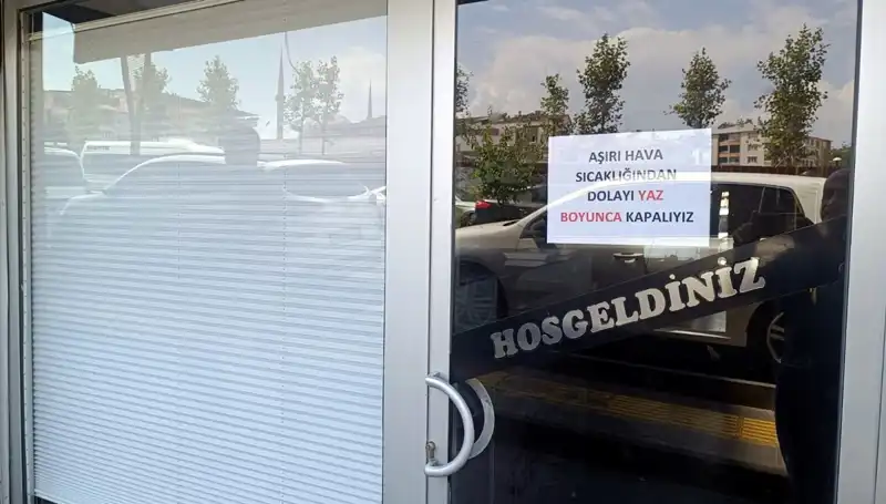 Afrika Sıcakları Esnafın Dükkanlarını Kapatmasına Neden Oluyor