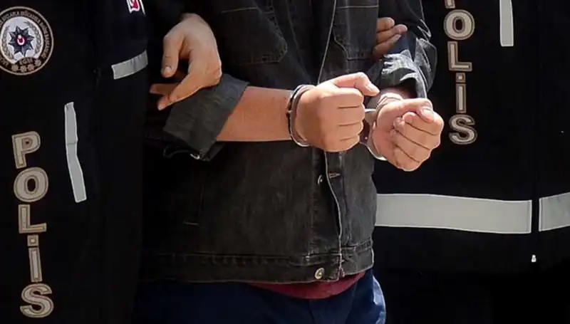 Kayseri'de Şok Yasa Dışı Silah Operasyonu: İki Zanlı Yakalandı