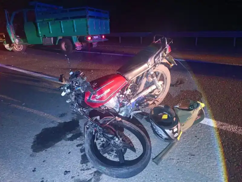 Motosikletle Çarpışan Kamyonette Hayatını Kaybeden Kuzenler Türkiye'yi Sarsıyor