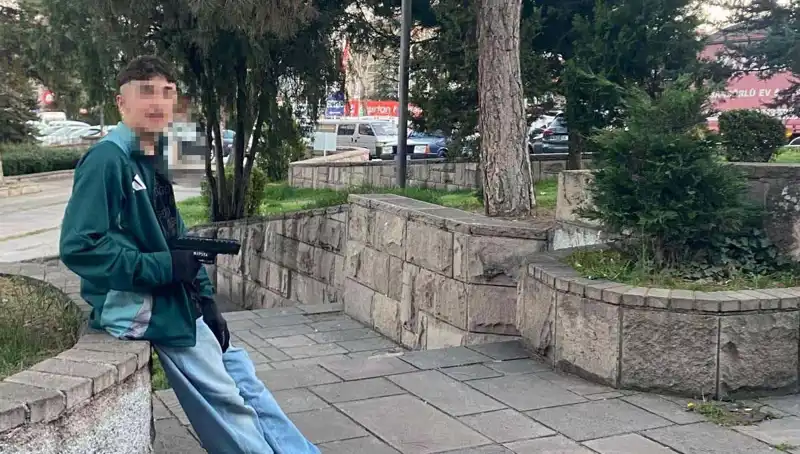 Yol verme Kavgası Sonrası Kan Aktı: Üç Kardeş ve Baba Tutuklandı