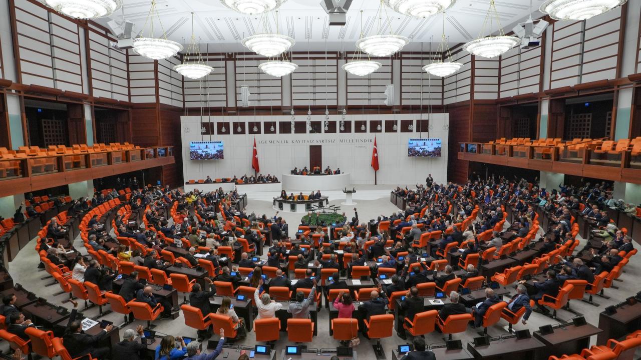 TBMM Gündemindeki Konuların Yeni Haftada da Yoğunlaştığı Görülüyor