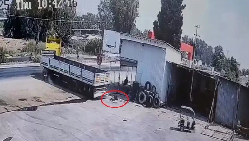 16 Yaşındaki Çocuk İşçinin Acı Sonu: TIR’ın Altında Kaldı