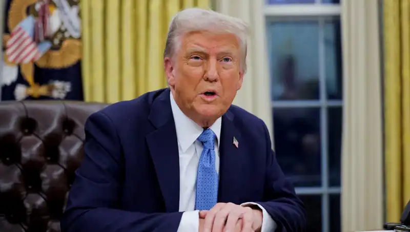 Trump'tan Yerli ve Yabancı Şirketlere Uyarı: İran'dan Petrol Alanlara Yaptırım Geliyor