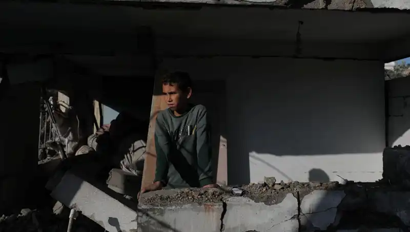 Gazze'deki Çatışmalar Tırmanıyor: Can Kaybı 52 Bin 365'e Ulaştı